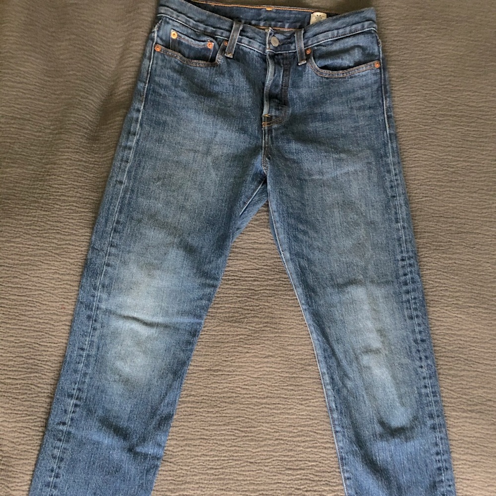 Levi’s straight leg jeans